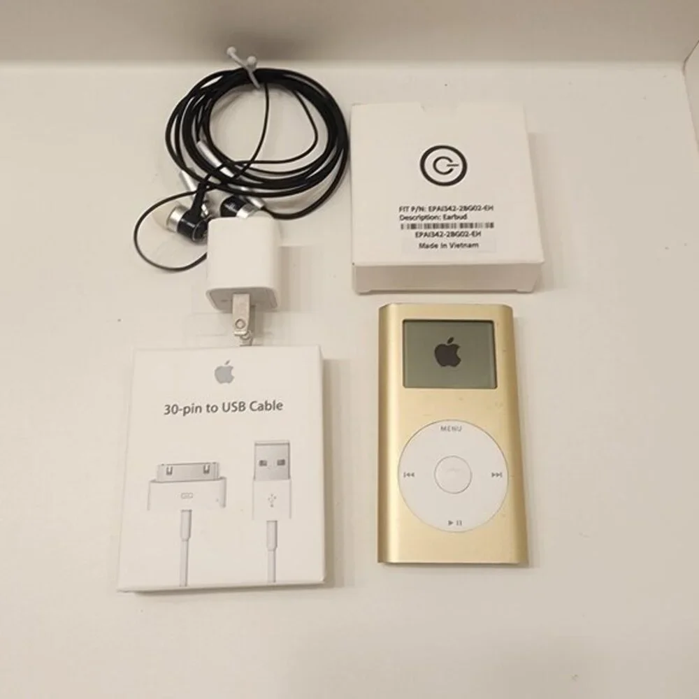 Apple iPod Mini 1st Generation 4GB Rare Gold Color MP3 Music Player